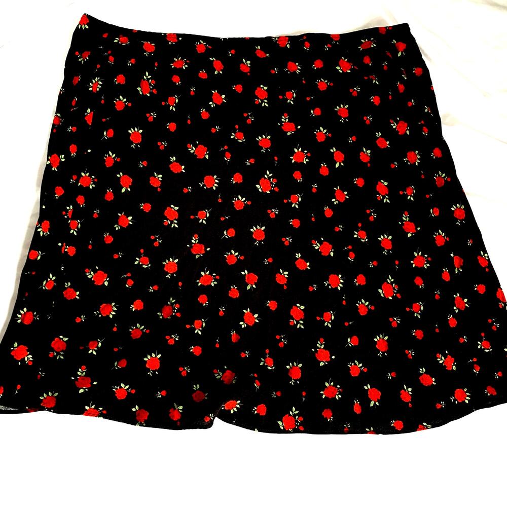 ASOS Floral Rose Pattern Mini Skirt Size 14